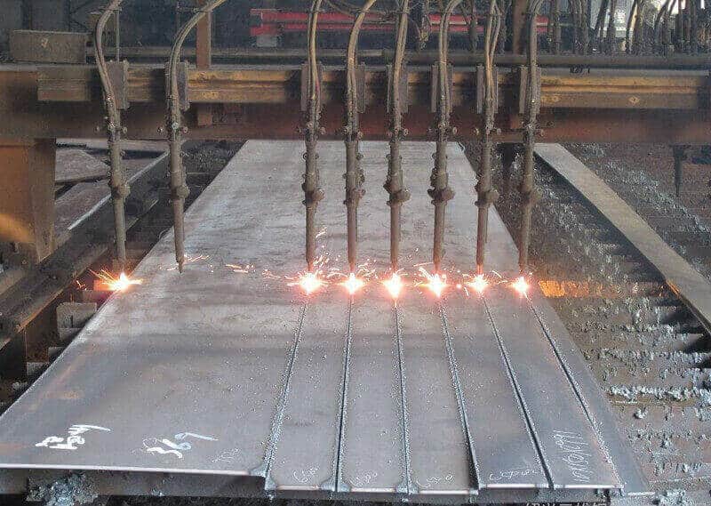 steel cutting